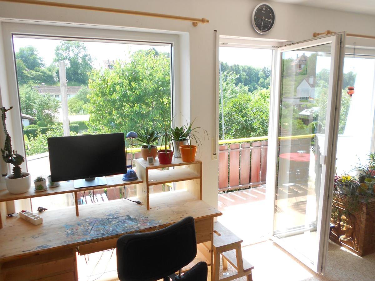 Grosses Zimmer Bad Kueche Wohnzimmer Terasse Garten Zentral Ruhig ランツベルク・アム・レヒ エクステリア 写真